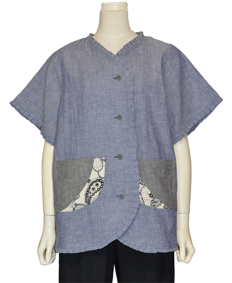 コットンタックブラウス(前)