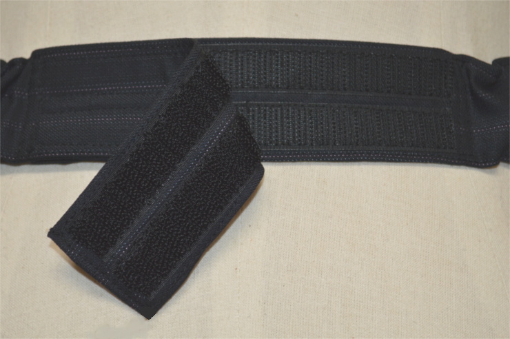 袴のマジックテープ