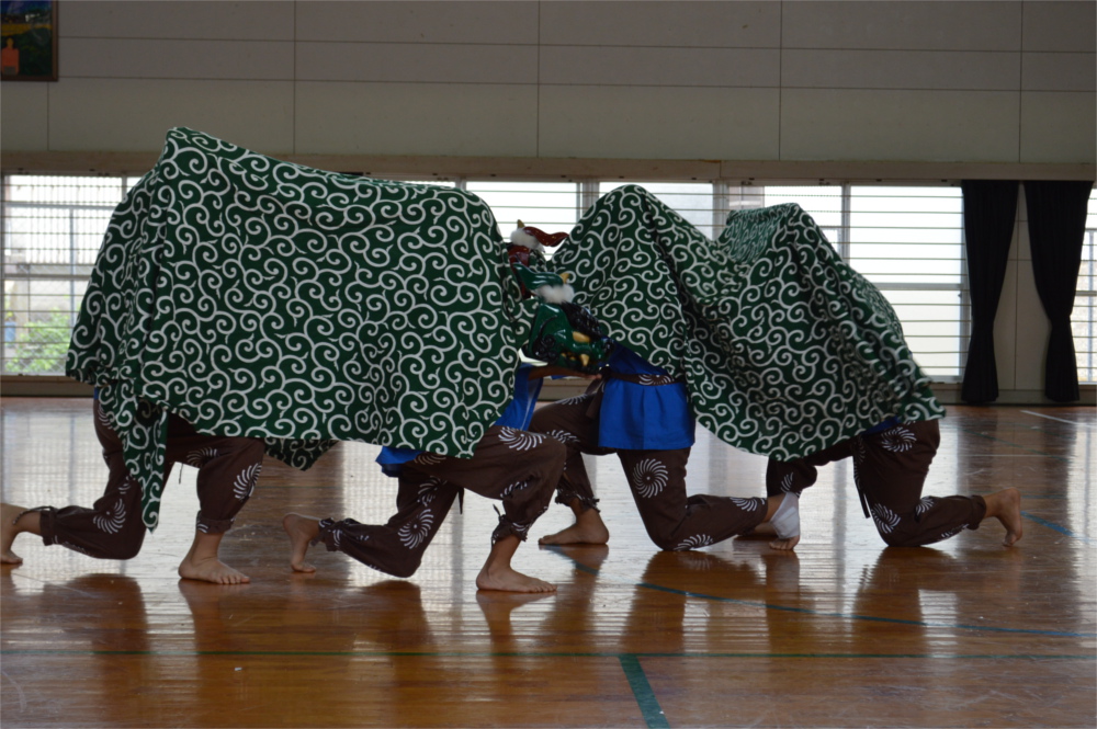 勝浦小学校 獅子楽